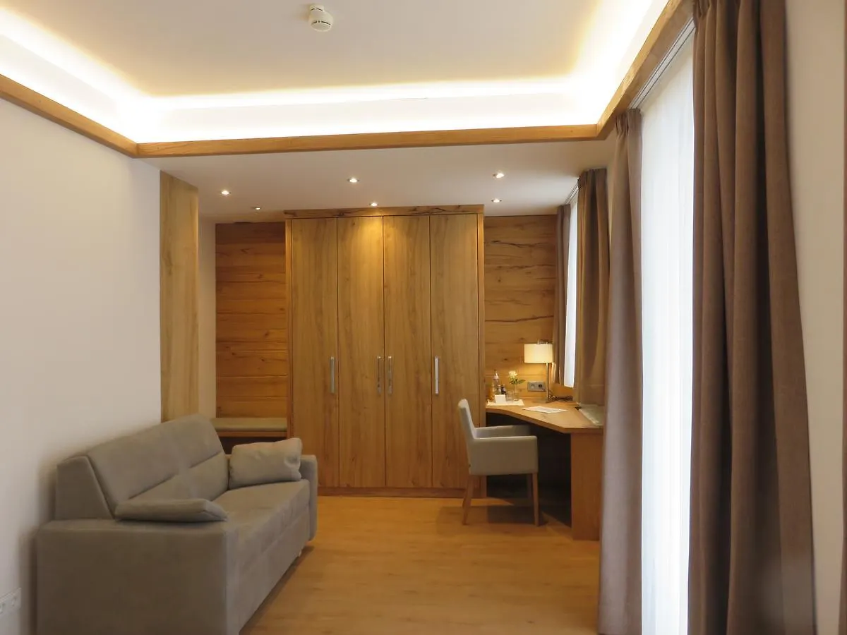 Kurhotel Roswitha Bad Worishofen 3*,  Germany